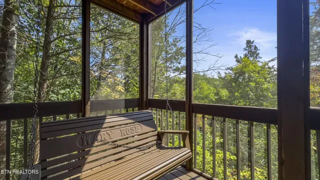 $1,049,900 | 838 Bear Run Way, Sevierville, TN 37862
