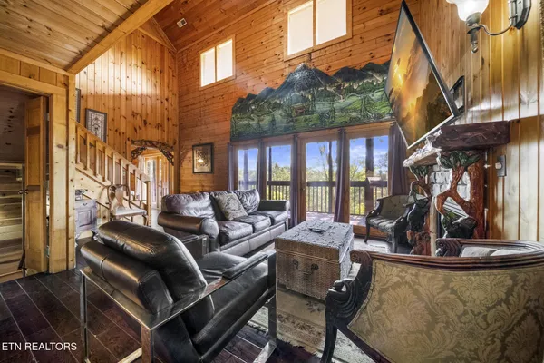 $879,900 | 838 Bear Run Way, Sevierville, TN 37862