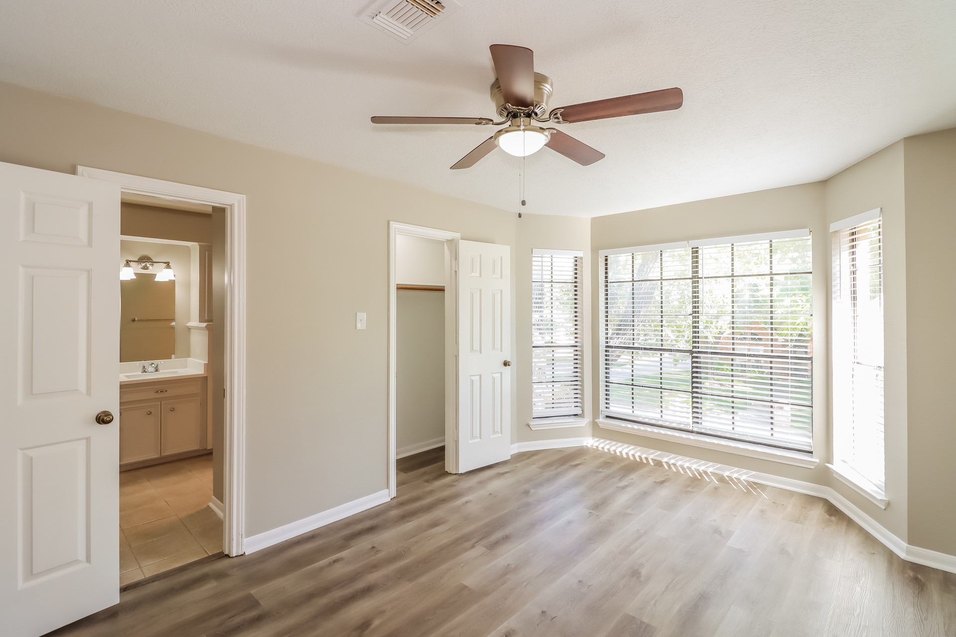 6031 Spring Creek Lane Spring, TX 77379 - Photo 12 of 17