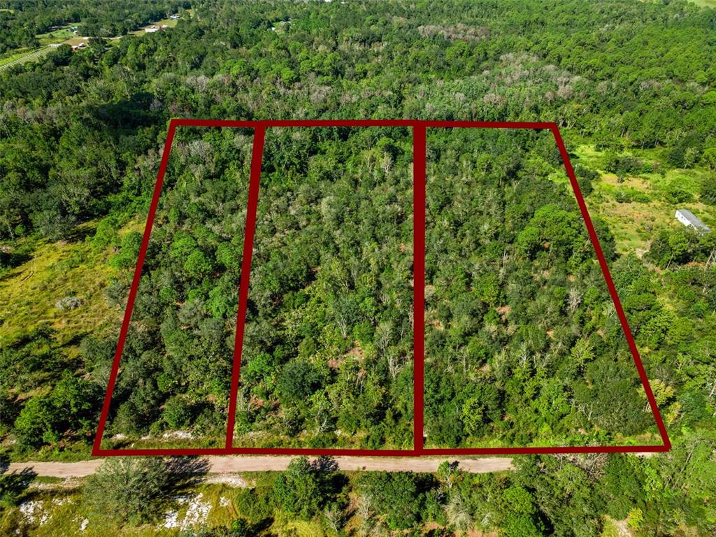 18 Kelly Ridge Road Frostproof, FL 33843 - Photo 9 of 9 a view of a yard with plants