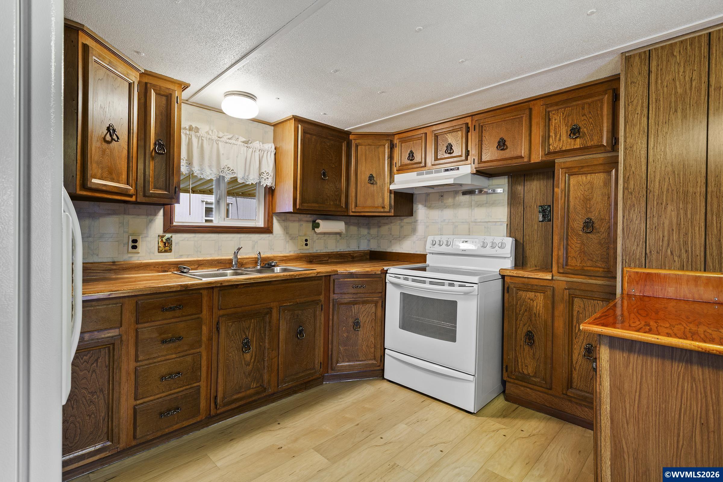 3096 Rainbow Loop Hubbard, OR 97032 - Photo 19 of 30