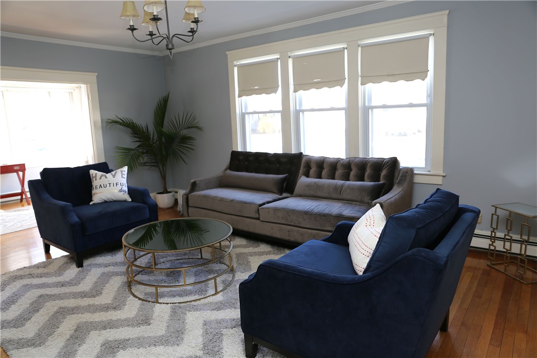 64 Strathmore Road Cranston, RI 02905 - Photo 5 of 20