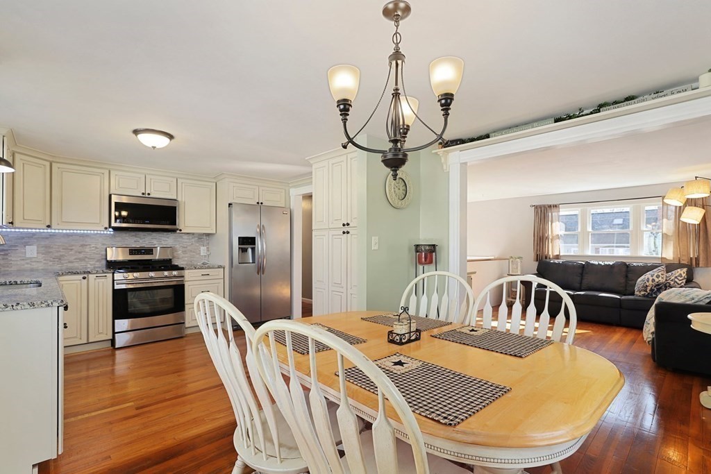 10 Robinhood Road Wareham, MA 02571 - Photo 11 of 42 Gallery Image 11