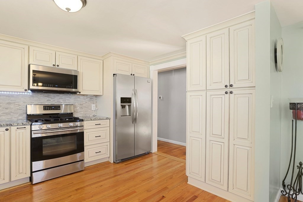 10 Robinhood Road Wareham, MA 02571 - Photo 14 of 42 Gallery Image 14