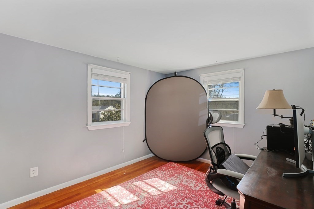 10 Robinhood Road Wareham, MA 02571 - Photo 19 of 42 Gallery Image 19