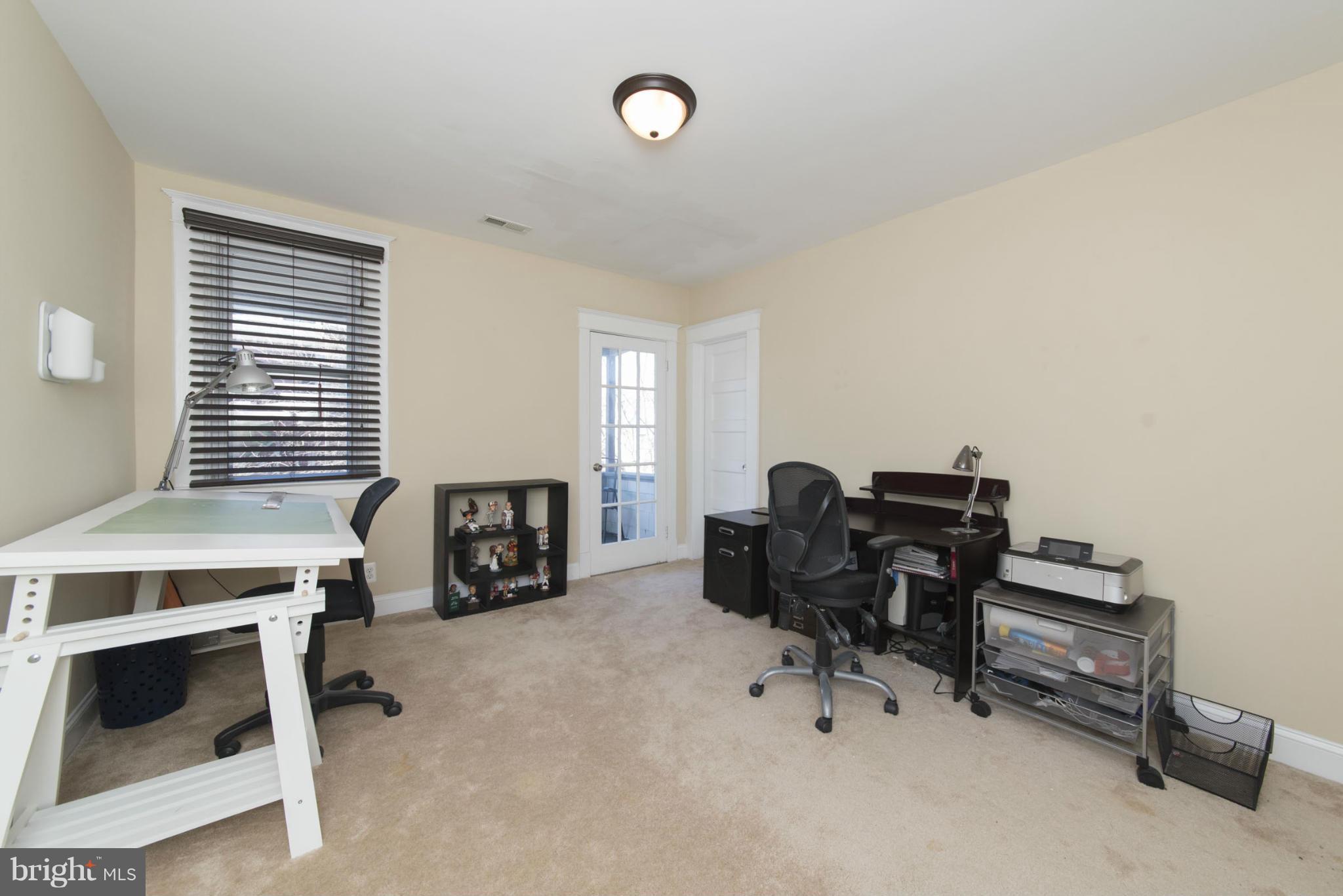 506 Kingston Road Baltimore, MD 21229 - Photo 21 of 30 Bedroom