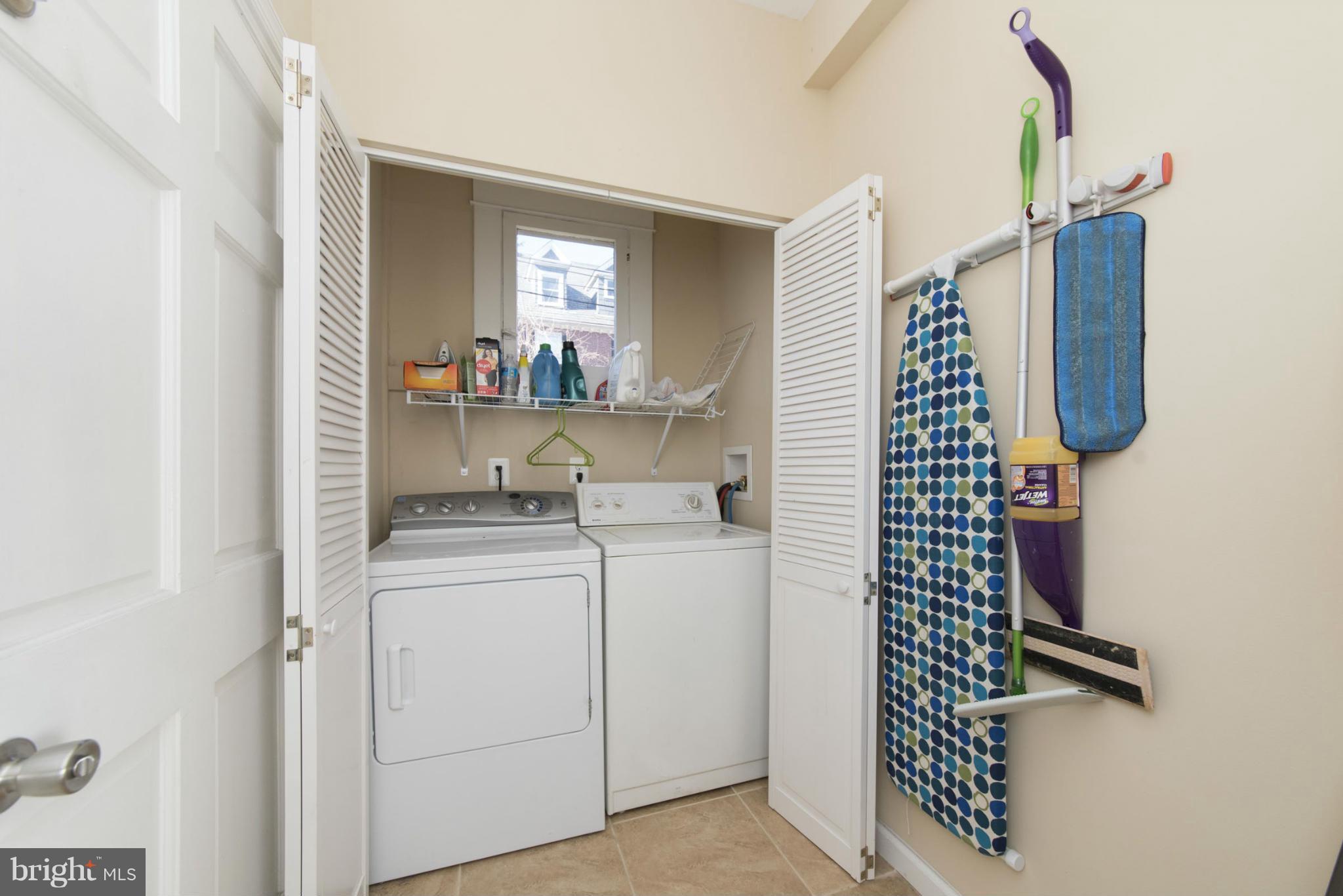 506 Kingston Road Baltimore, MD 21229 - Photo 25 of 30 Laundry