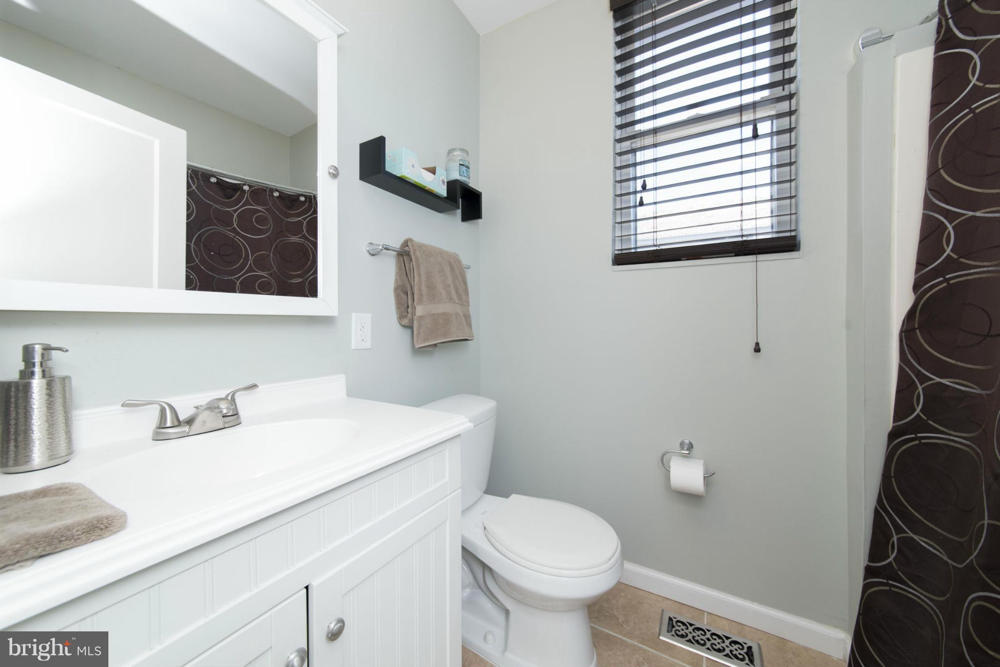 506 Kingston Road Baltimore, MD 21229 - Photo 8 of 30 Bath