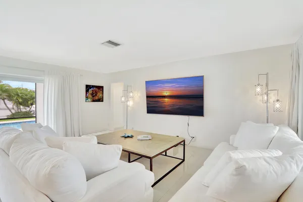 $12,500 | 1410 Southeast 12th Street, Deerfield Beach, FL 33441