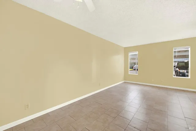 $250,000 | 175 Del Sur Court, Fairfield, CA 94533