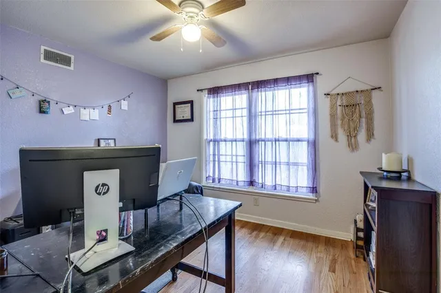 $348,900 | 3928 Menzer Road, Fort Worth, TX 76103