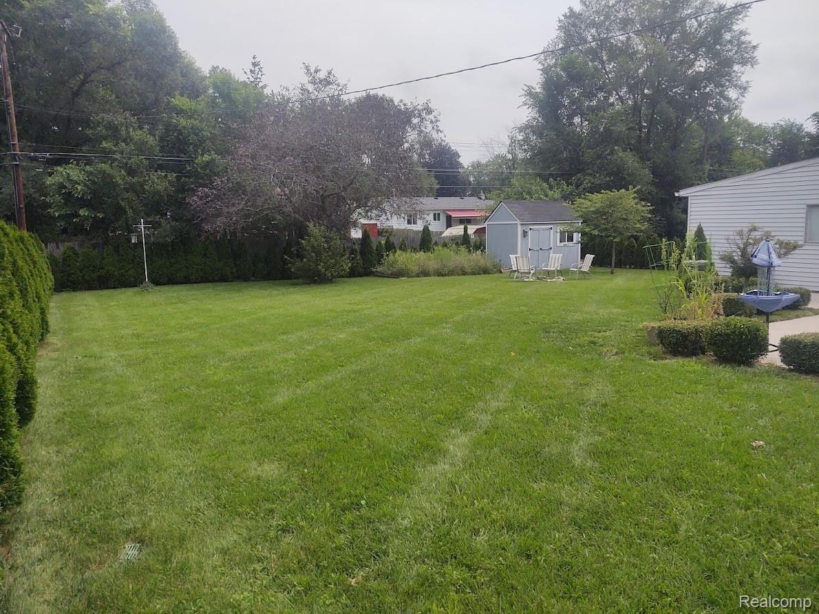 47574 Greenview Road Utica, MI 48317 - Photo 18 of 21 IMG_20210813_132903799.jpg