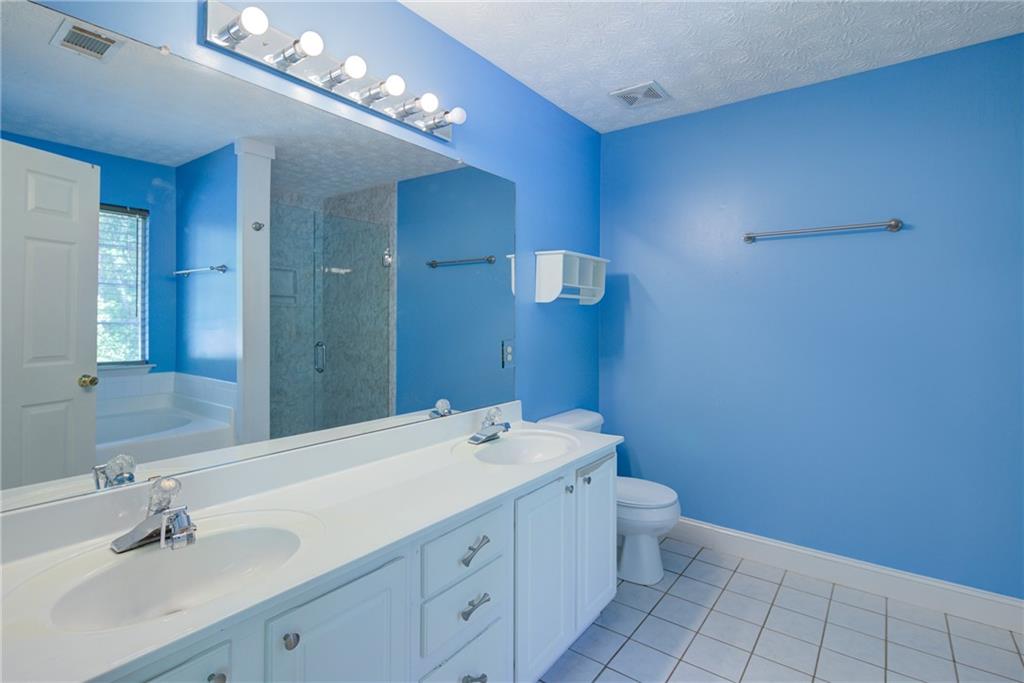4267 Riviere Point Gainesville, GA 30507 - Photo 21 of 28 Gallery Image 21