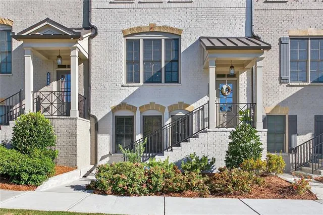 $699,900 | 1956 Skyfall Circle, Atlanta, GA 30319