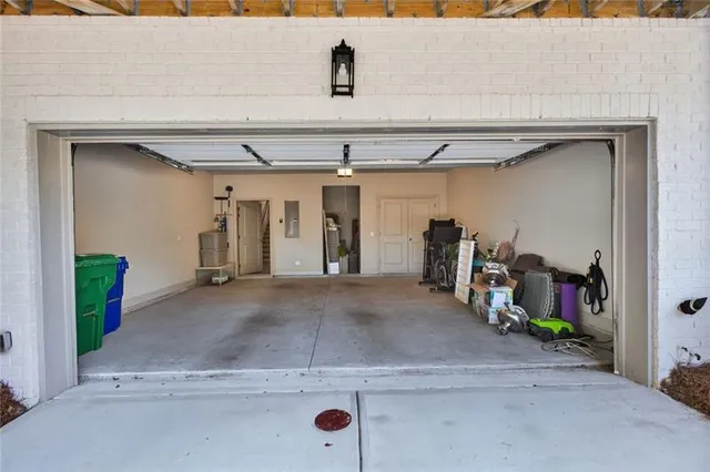 $699,900 | 1956 Skyfall Circle, Atlanta, GA 30319