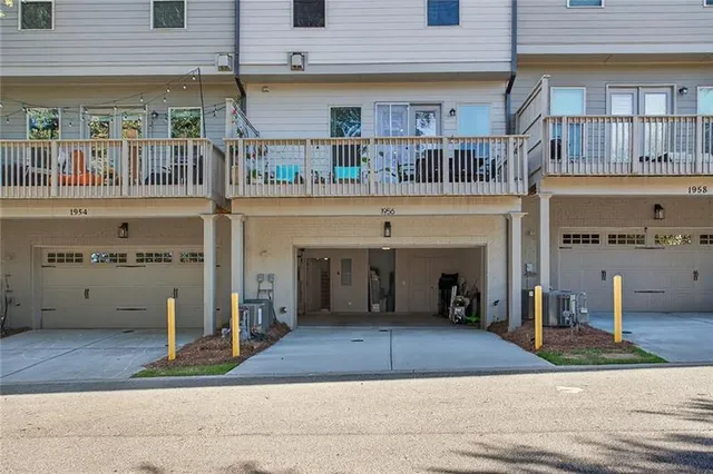 $699,900 | 1956 Skyfall Circle, Atlanta, GA 30319