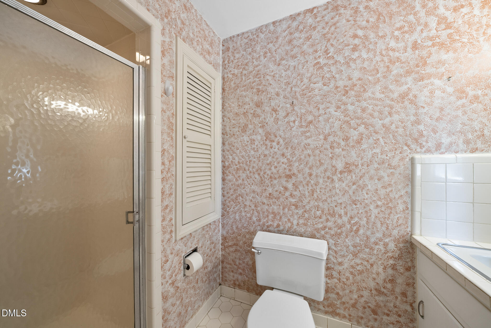2908 Fairview Road Raleigh, NC 27608 - Photo 23 of 42 DSC09672