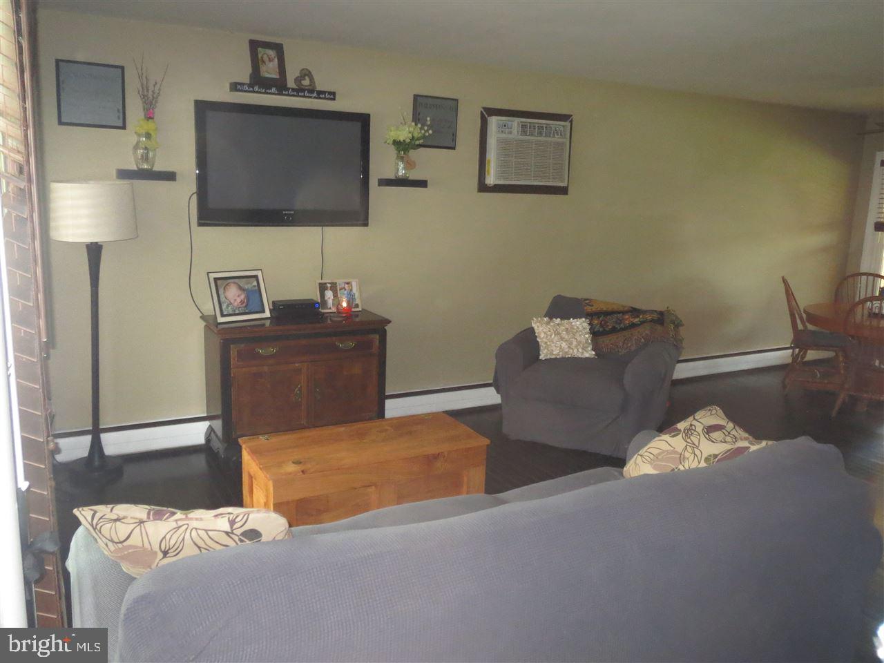 2307 Log Cabin Road York, PA 17408 - Photo 8 of 27