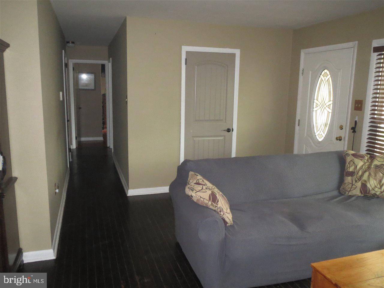 2307 Log Cabin Road York, PA 17408 - Photo 9 of 27