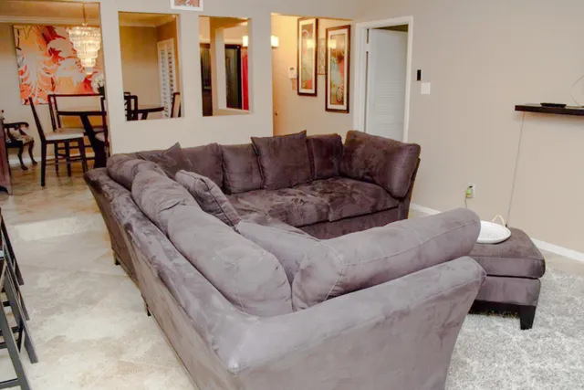 $2,100 | 10114 Kirkvale Drive, Houston, TX 77089