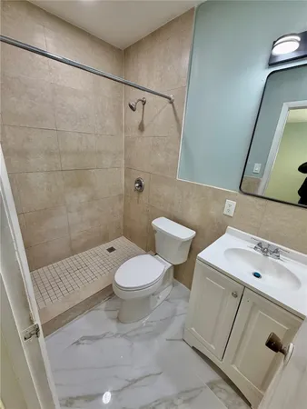 $2,250 | 218 Southwest 1st Court, Pompano Beach, FL 33060