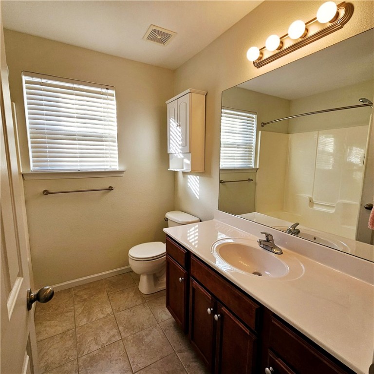 104 Tc-2-167 Pendleton, SC 29670 - Photo 21 of 24 Bathroom