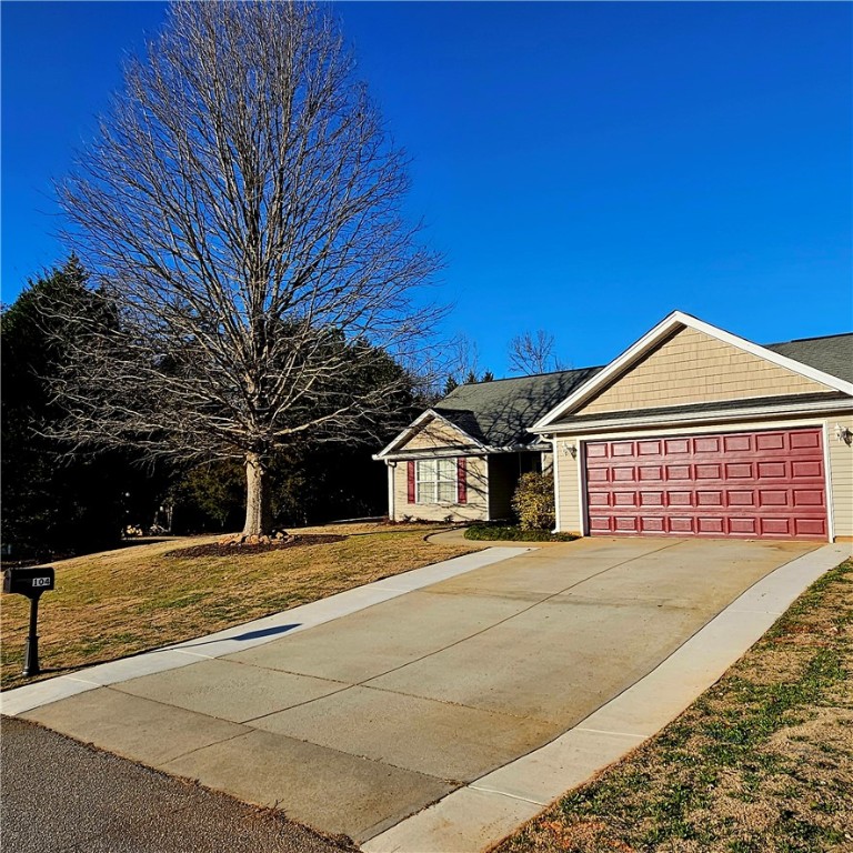104 Tc-2-167 Pendleton, SC 29670 - Photo 3 of 24 Driveway