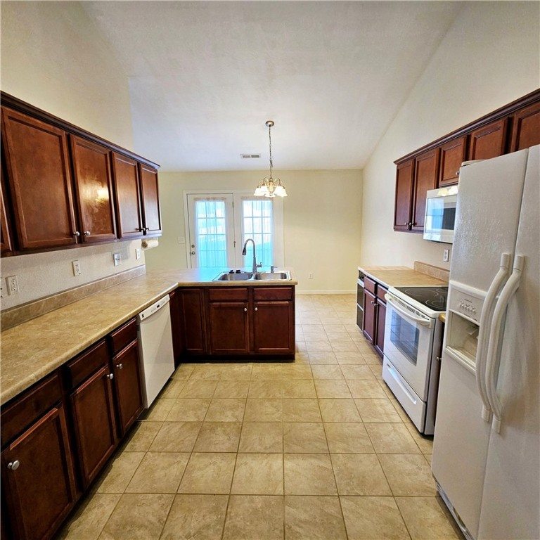 104 Tc-2-167 Pendleton, SC 29670 - Photo 7 of 24 Kitchen