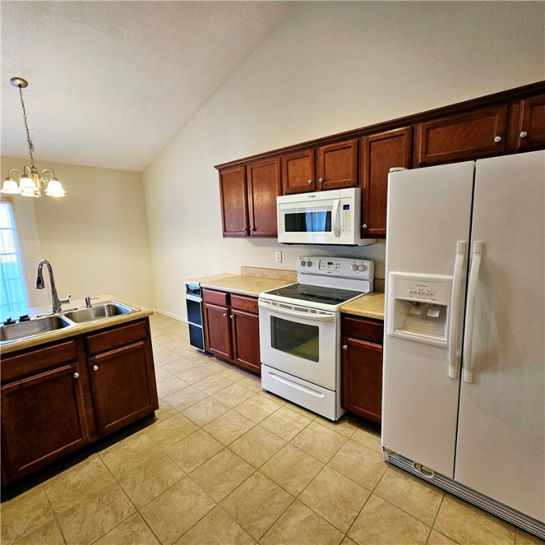 104 Tc-2-167 Pendleton, SC 29670 - Photo 8 of 24 Kitchen