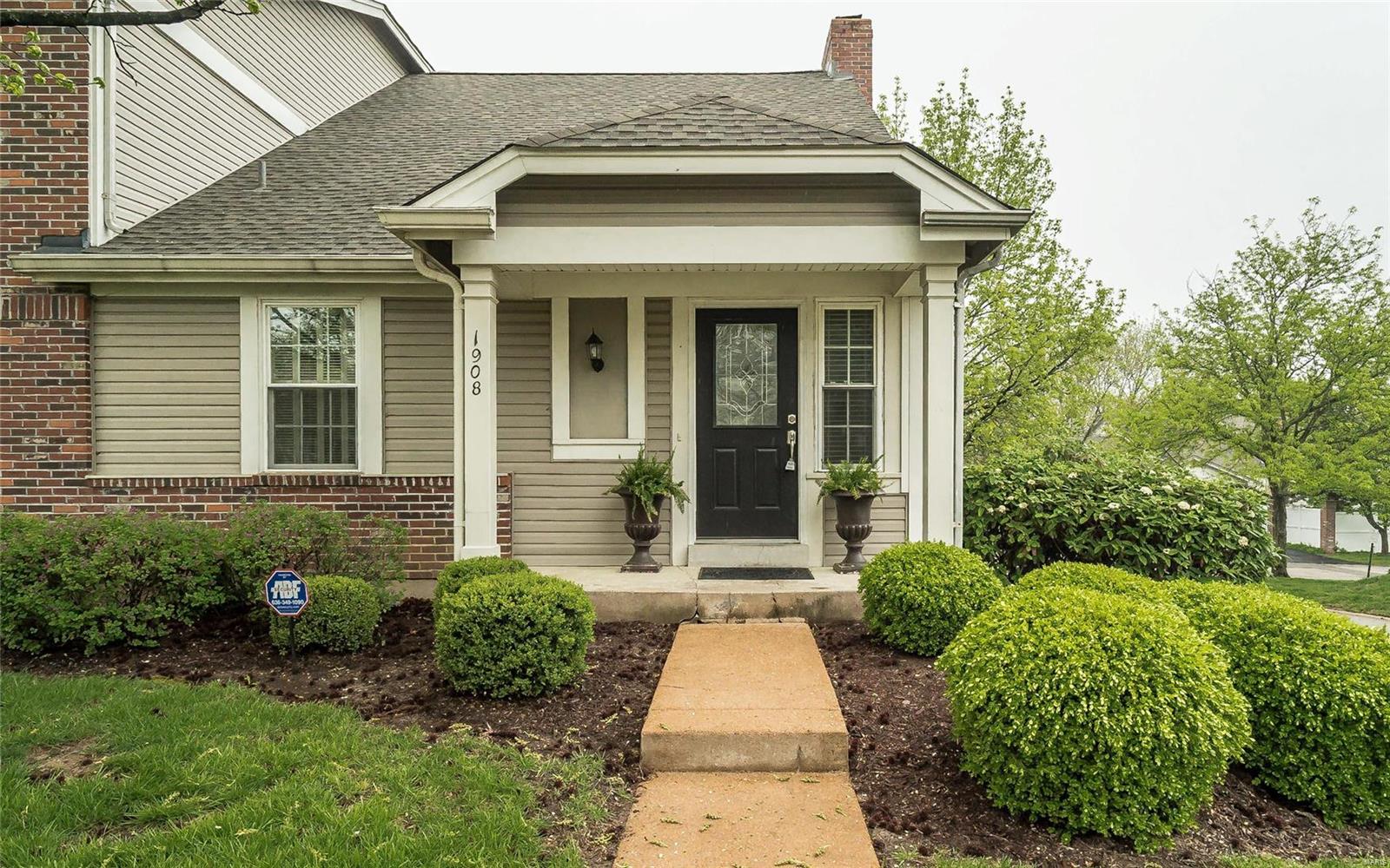 1908 Baxter Ridge Drive Chesterfield, MO 63017 - Photo 2 of 76 Gallery Image 2