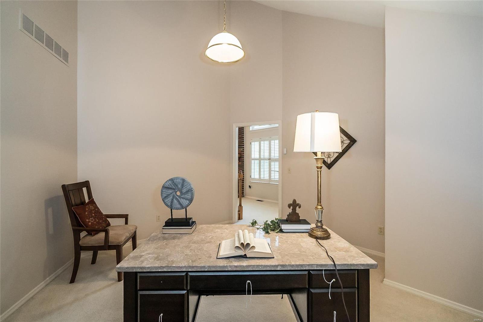 1908 Baxter Ridge Drive Chesterfield, MO 63017 - Photo 10 of 76 Gallery Image 10