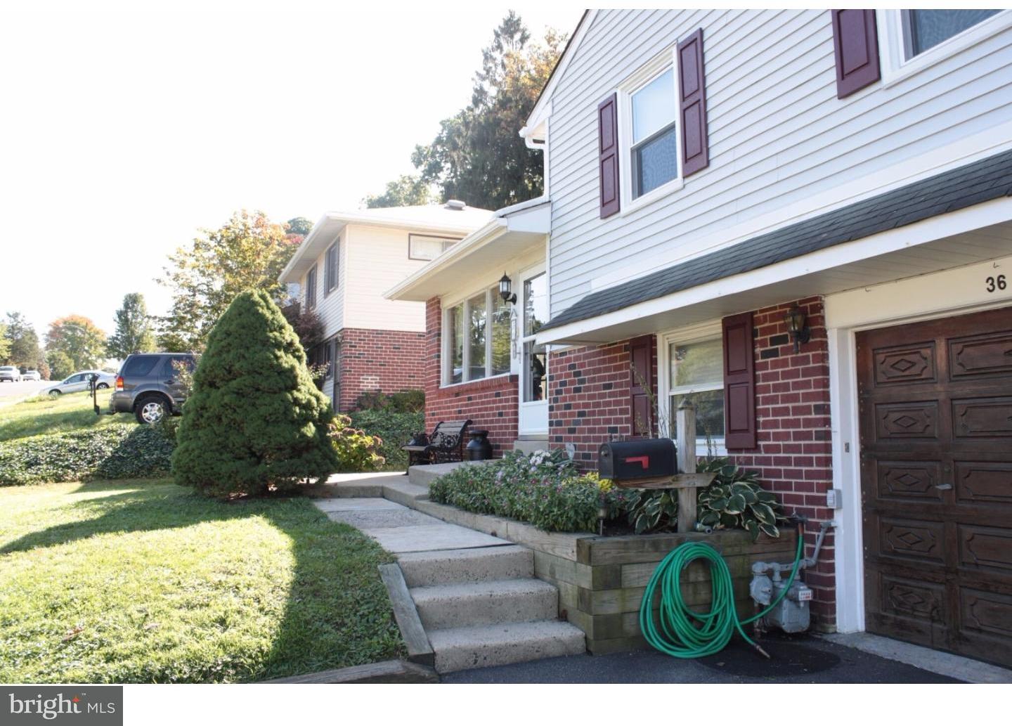 36 Russell Road Willow Grove, PA 19090 - Photo 4 of 7 Gallery Image 4