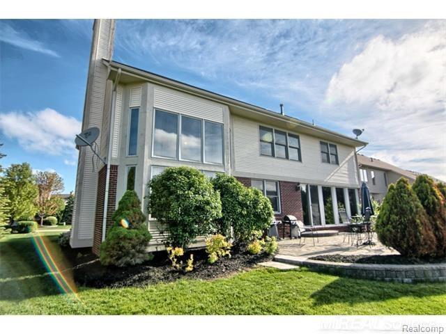 1353 Welland Drive Rochester, MI 48306 - Photo 33 of 35 31267417-32.JPG