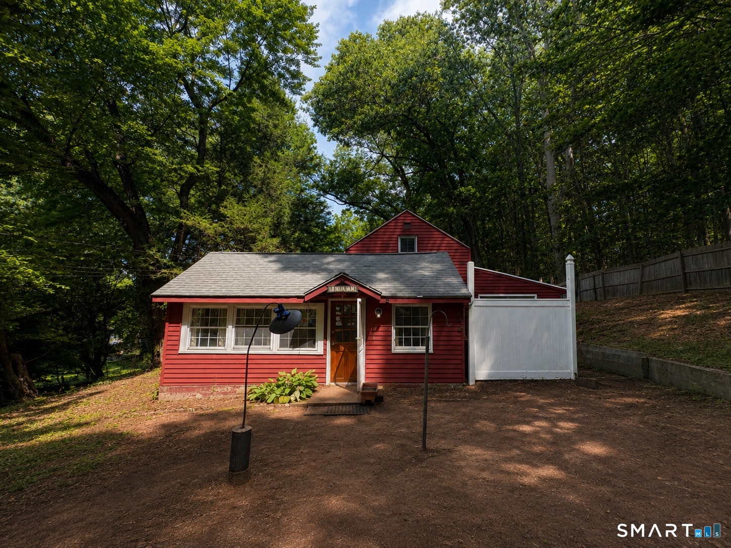 342 Mountain Road Windsor, CT 06095 - Photo 2 of 11 Gallery Image 2