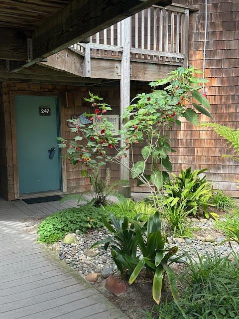 101 Shell Road, Unit 247 Watsonville, CA 95076 - Photo 3 of 11 a front view of a house with plants