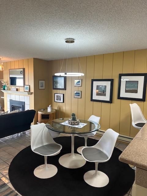 101 Shell Road, Unit 247 Watsonville, CA 95076 - Photo 7 of 11 a dining room with furniture and a wooden floor