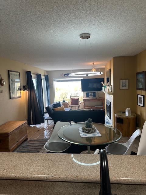 101 Shell Road, Unit 247 Watsonville, CA 95076 - Photo 8 of 11 a living room with furniture and a chandelier