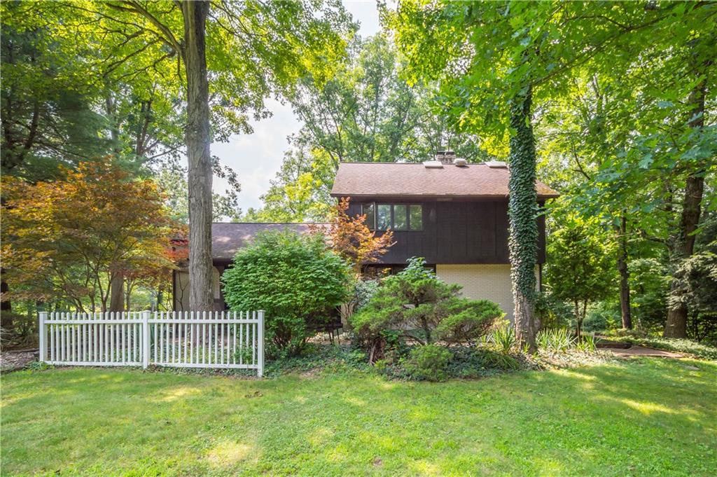 194 Thompson Hill Road Aliquippa, PA 15001 - Photo 7 of 33 Gallery Image 7