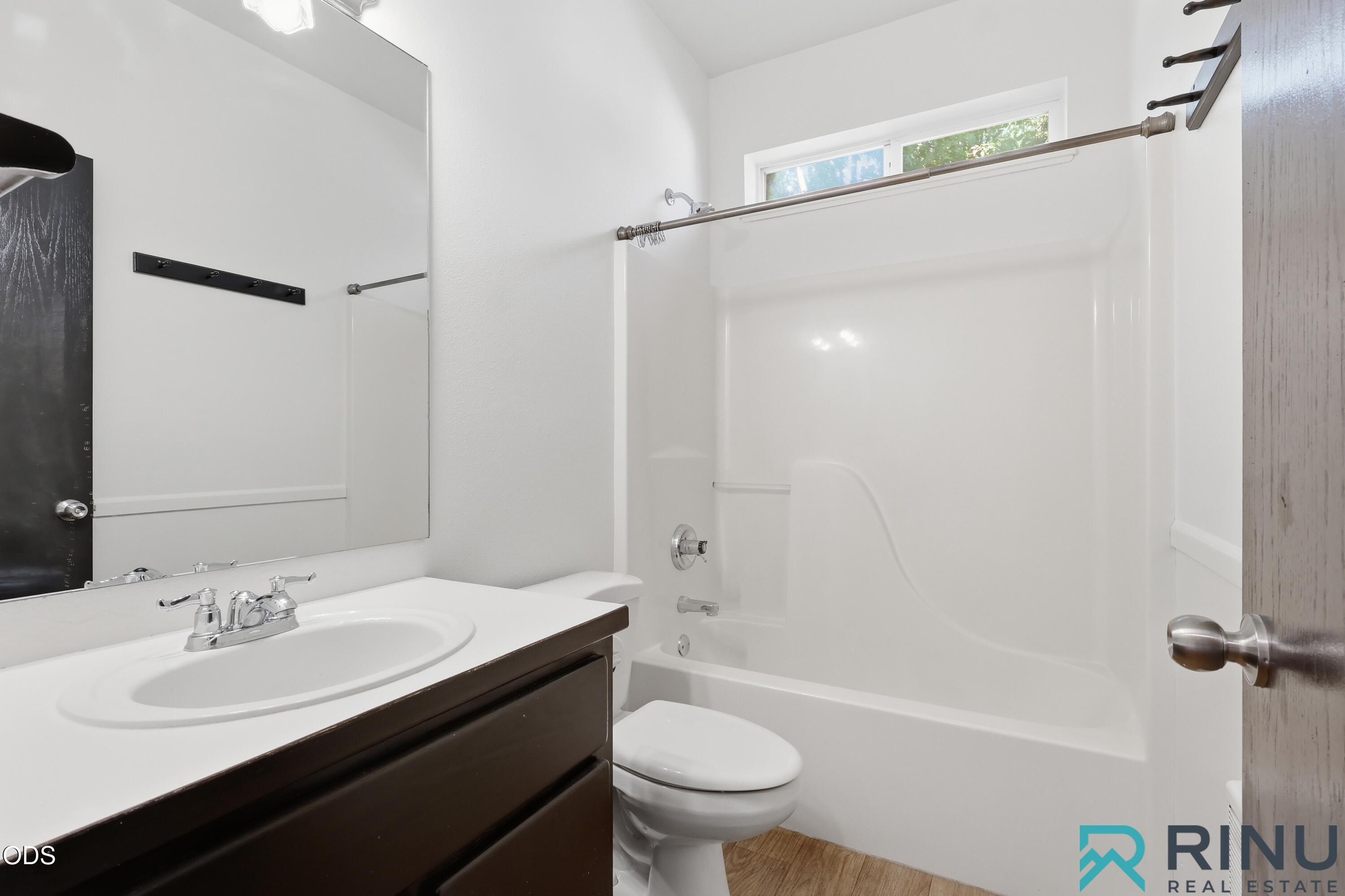 1810 Southwest 27th Street Redmond, OR 97756 - Photo 25 of 53