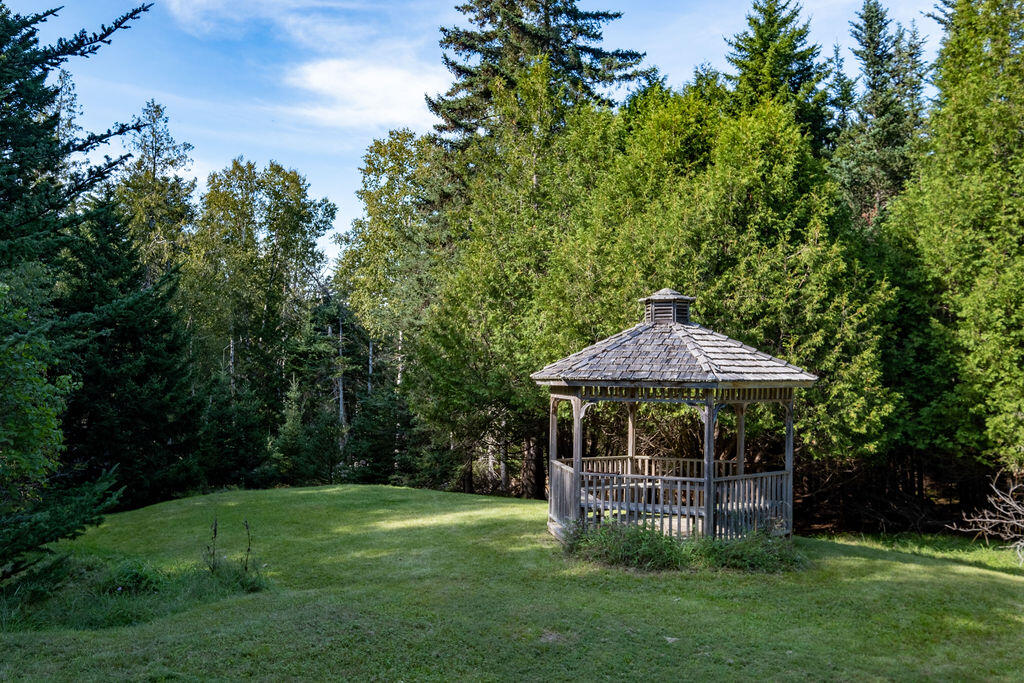 263 Eggemoggin Road Deer Isle, ME 04650 - Photo 47 of 59 LaRoccaLane-42