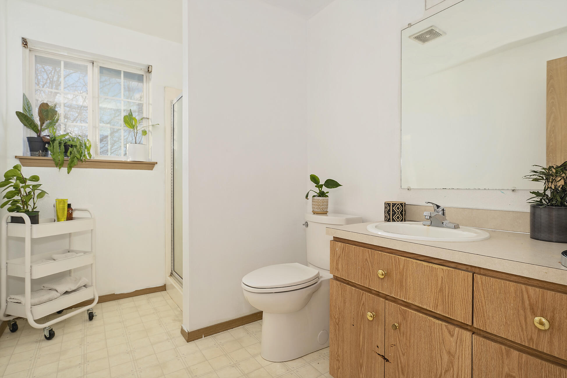 4957 Hamrick Road Central Point, OR 97502 - Photo 13 of 17 Hamrick_012 copy