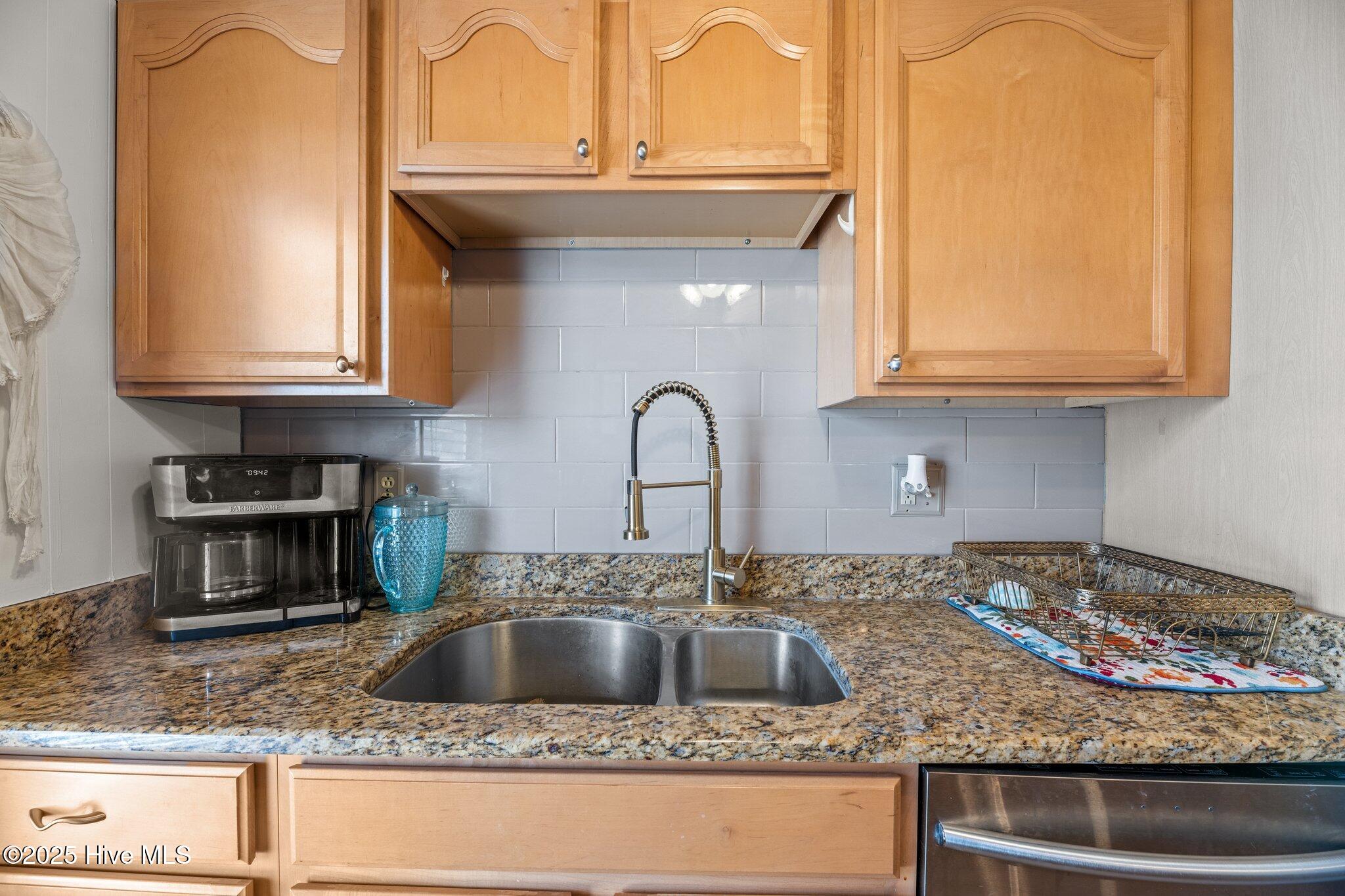 103 Shipman Road Havelock, NC 28532 - Photo 11 of 43 20-web-or-mls-DSC_5858