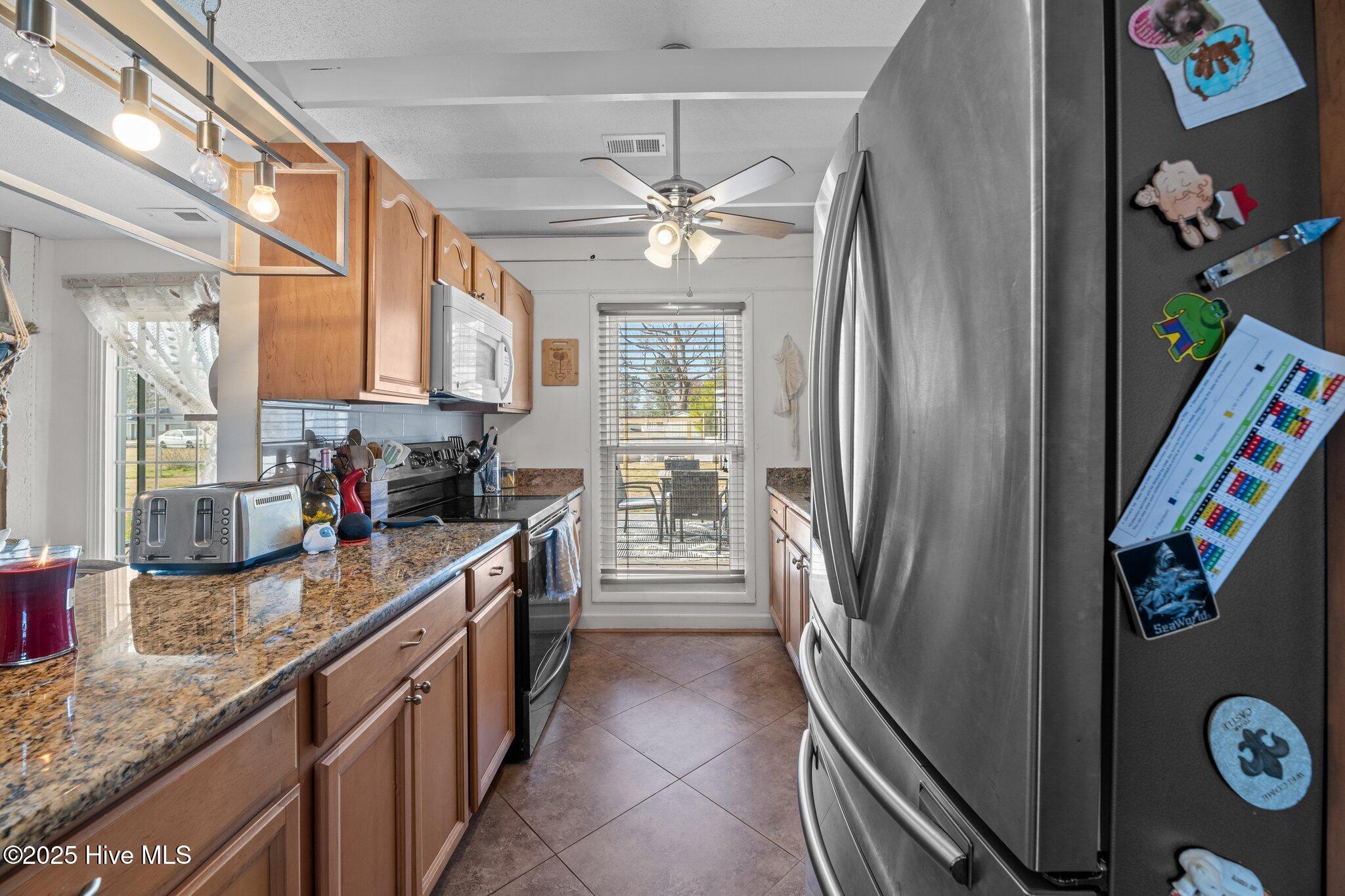 103 Shipman Road Havelock, NC 28532 - Photo 12 of 43 18-web-or-mls-DSC_5846