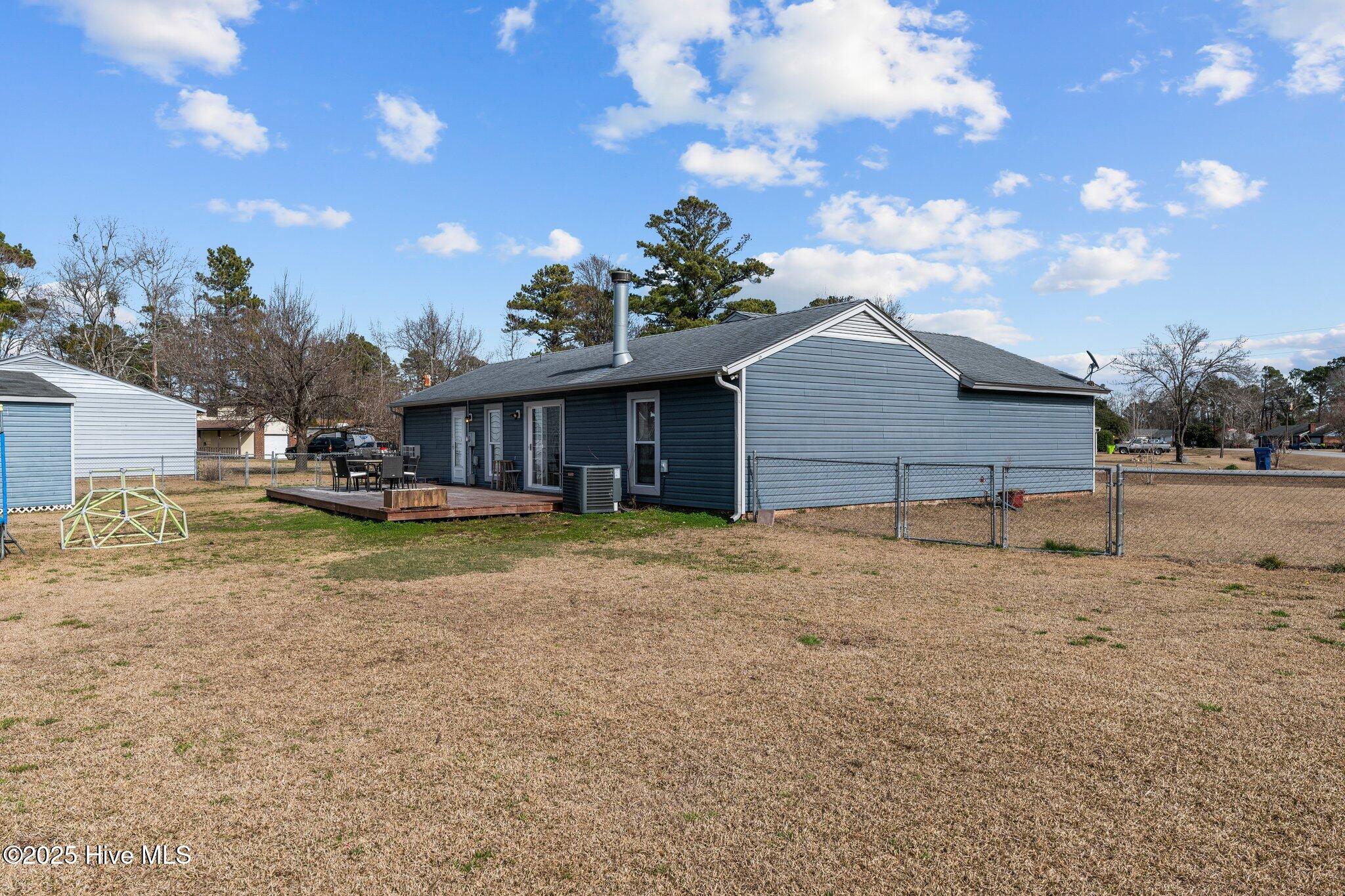 103 Shipman Road Havelock, NC 28532 - Photo 31 of 43 30-web-or-mls-DSC_5902