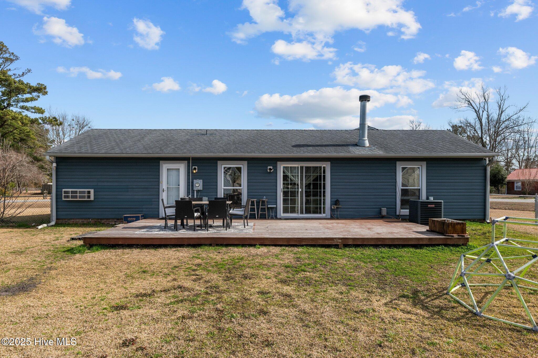 103 Shipman Road Havelock, NC 28532 - Photo 32 of 43 31-web-or-mls-DSC_5906