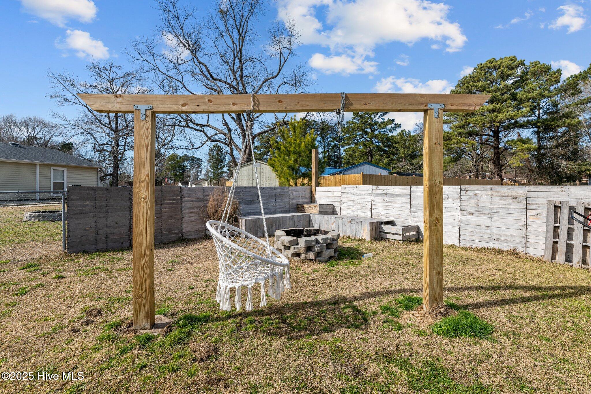103 Shipman Road Havelock, NC 28532 - Photo 38 of 43 37-web-or-mls-DSC_5914