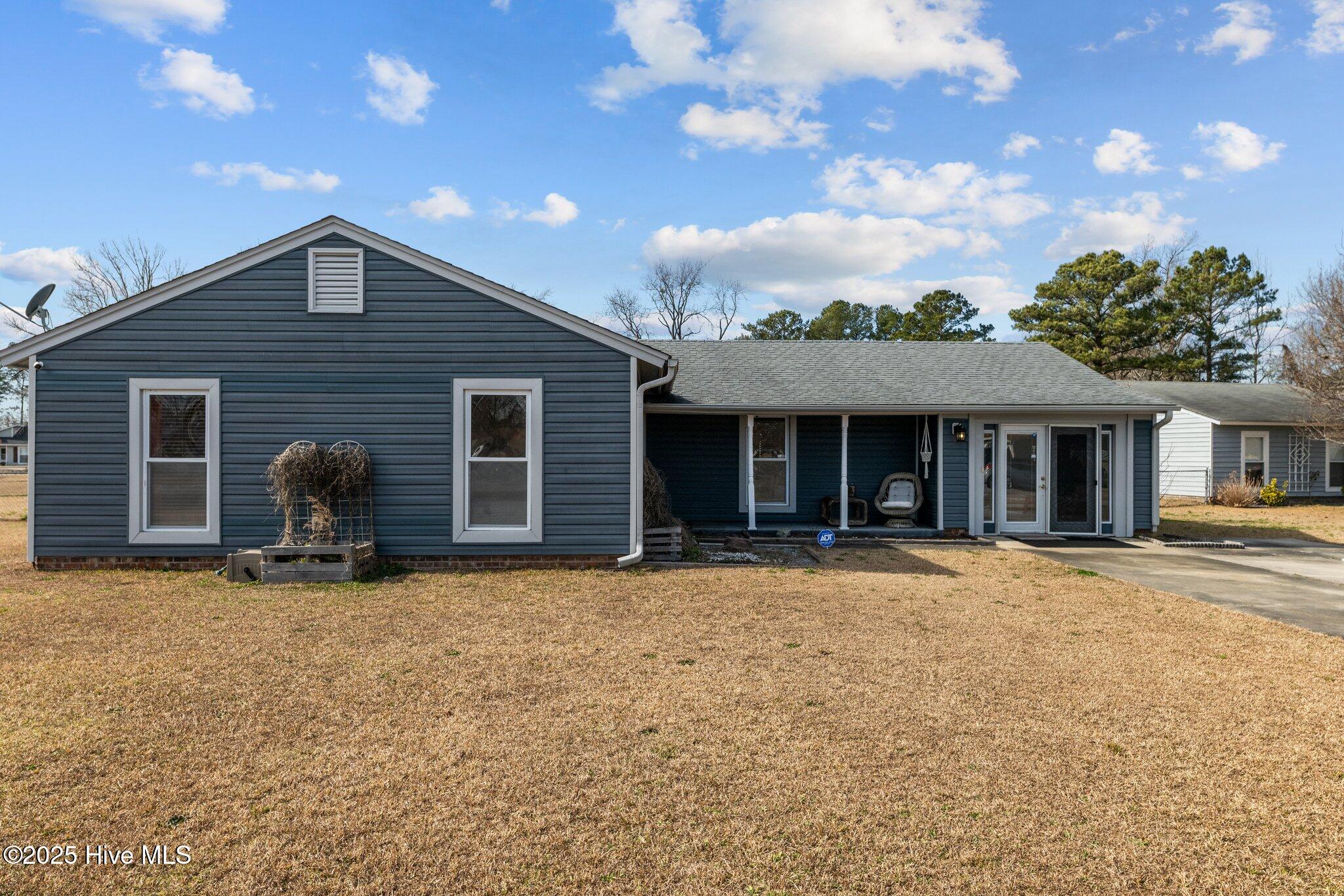 103 Shipman Road Havelock, NC 28532 - Photo 40 of 43 39-web-or-mls-DSC_5916
