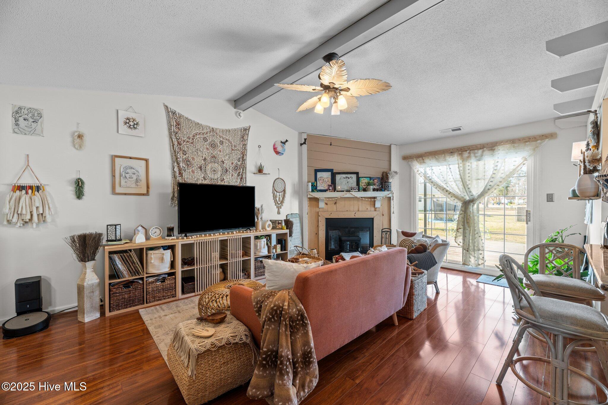 103 Shipman Road Havelock, NC 28532 - Photo 8 of 43 14-web-or-mls-DSC_5825
