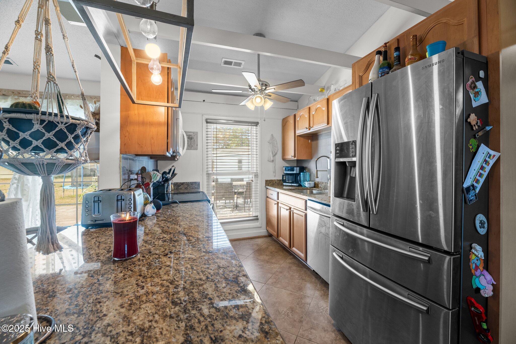 103 Shipman Road Havelock, NC 28532 - Photo 10 of 43 19-web-or-mls-DSC_5849