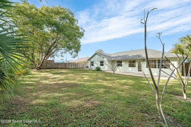 $349,900 | 2885 Kingston Lane, Melbourne, FL 32935